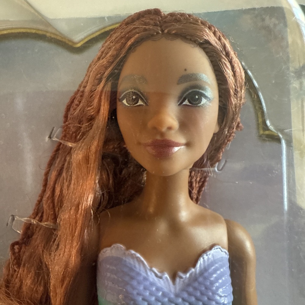 2022 Disney The Little Mermaid Ariel Mermaid Fashion Doll Live Action Movie - Picture 3 of 9
